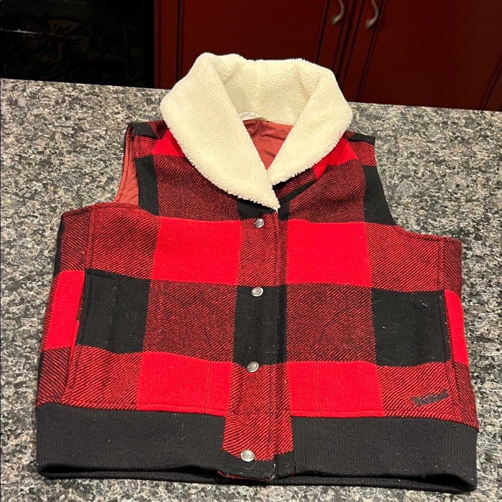 Woolrich Womens medium Red and Black Buffalo Plaid Vest